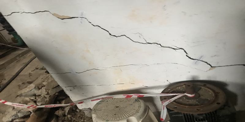 Лестничные трещины